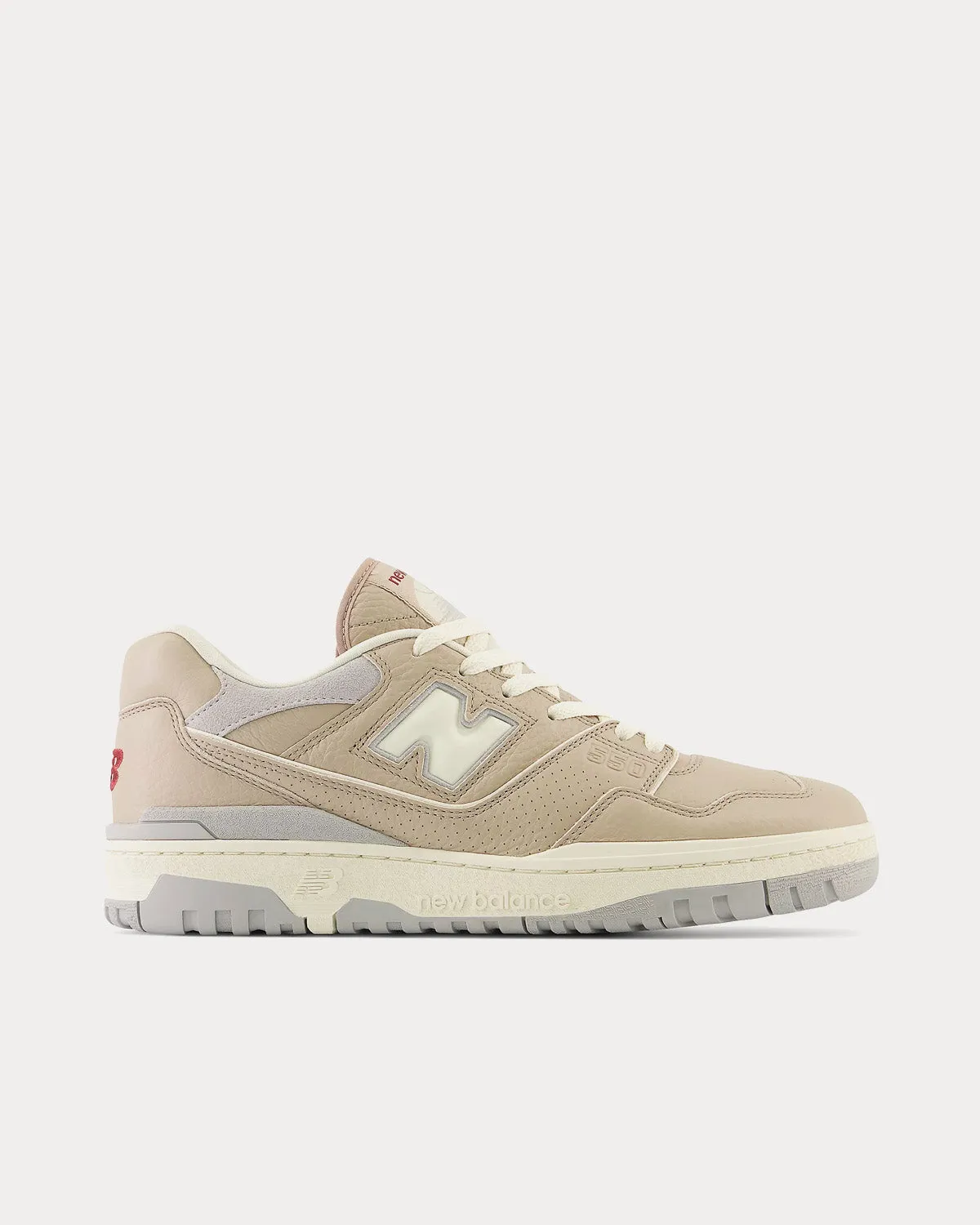 BB550 Driftwood with Turtledove & Concrete Low Top Sneakers