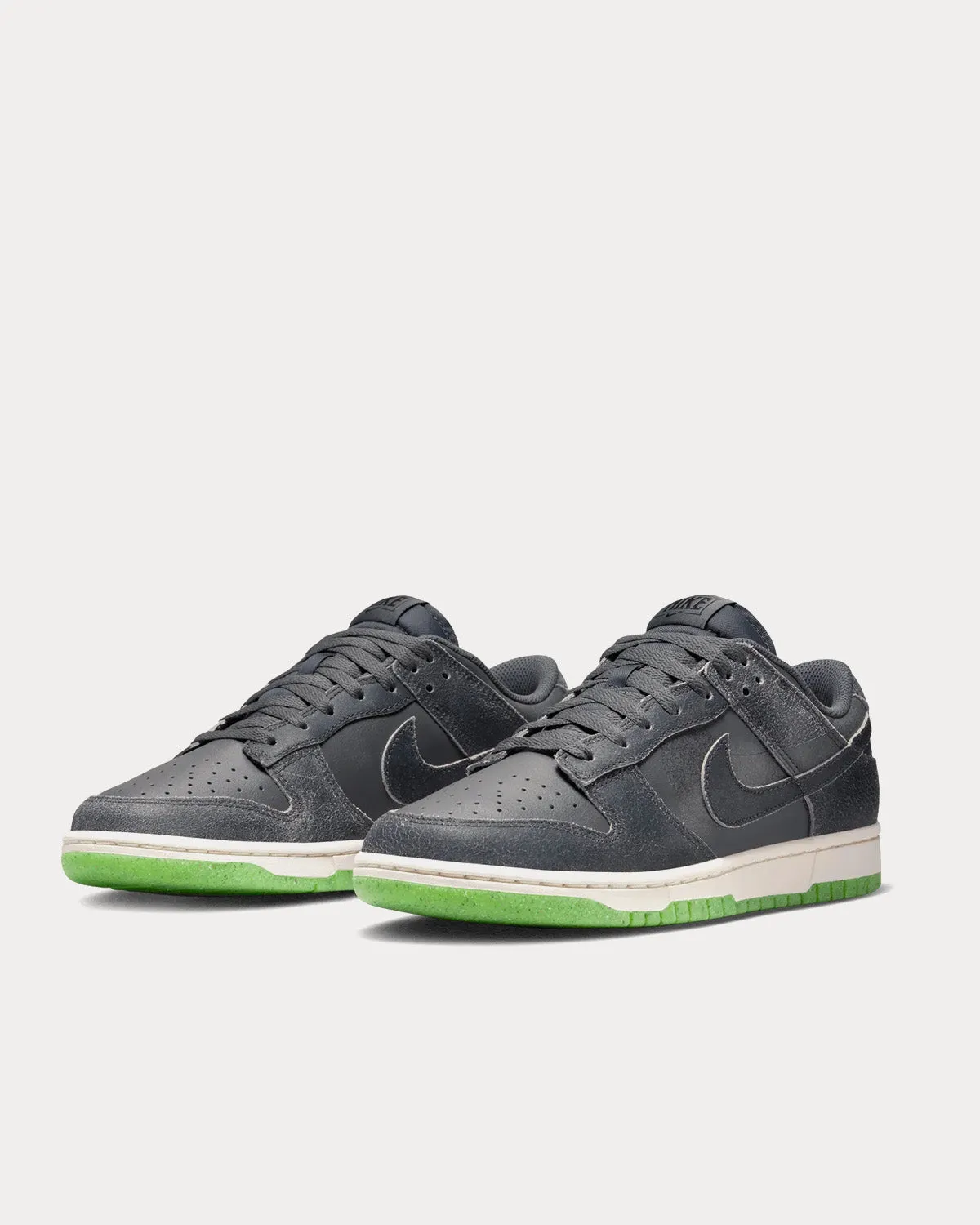 Dunk Low Retro PRM Iron Grey / Phantom / Scream Green / Ghost Green Low Top Sneakers