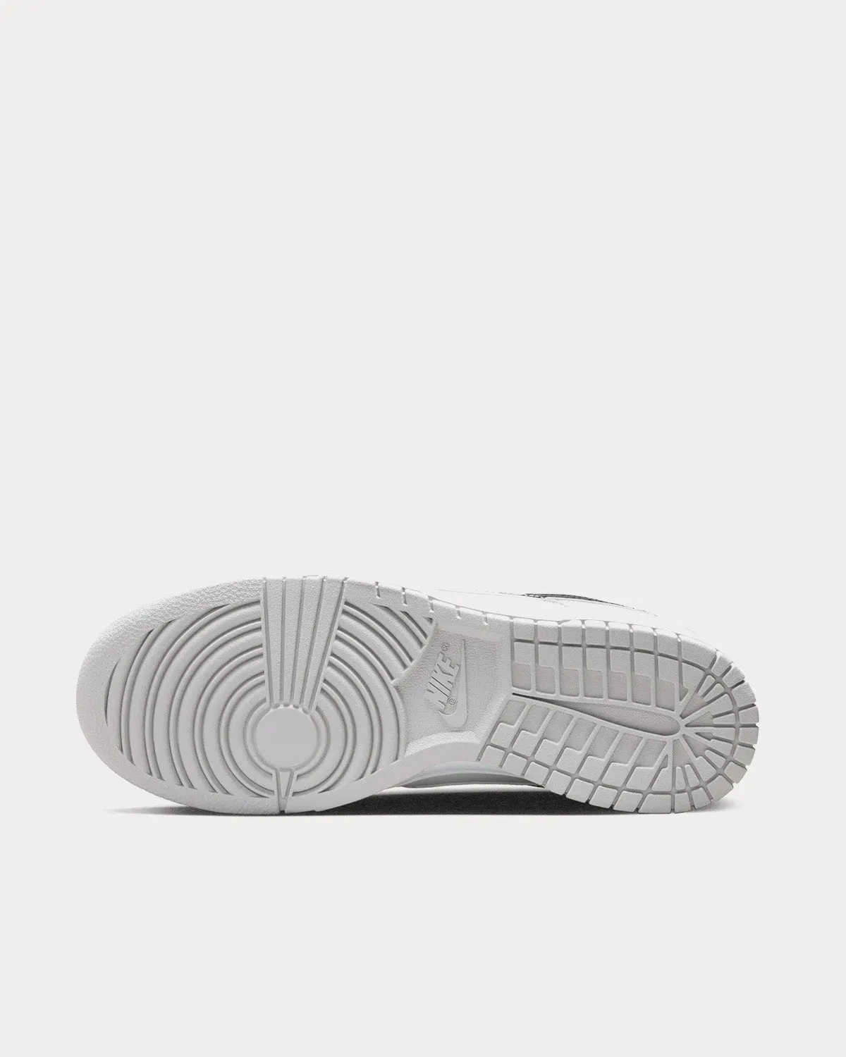 Dunk Low Retro SE Lottery Pick Grey Fog Low Top Sneakers