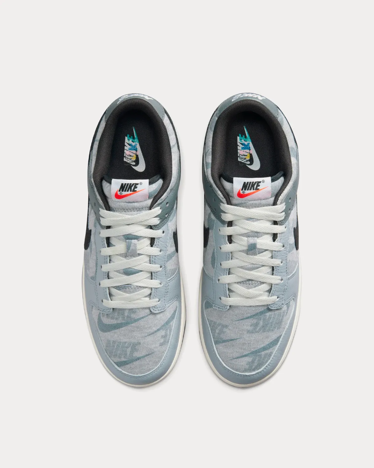 Dunk Low SE Dark Grey / Heather / Off Noir / Wolf Grey Low Top Sneakers