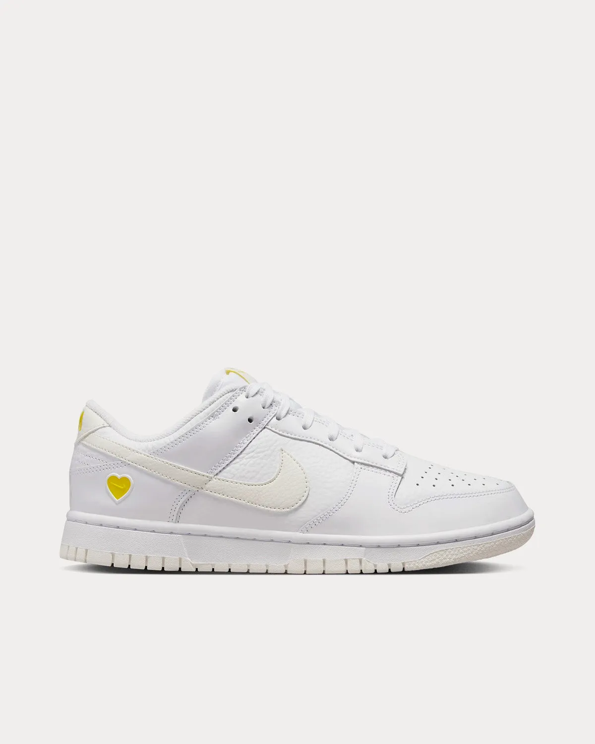 Dunk Low 'Yellow Heart' Low Top Sneakers