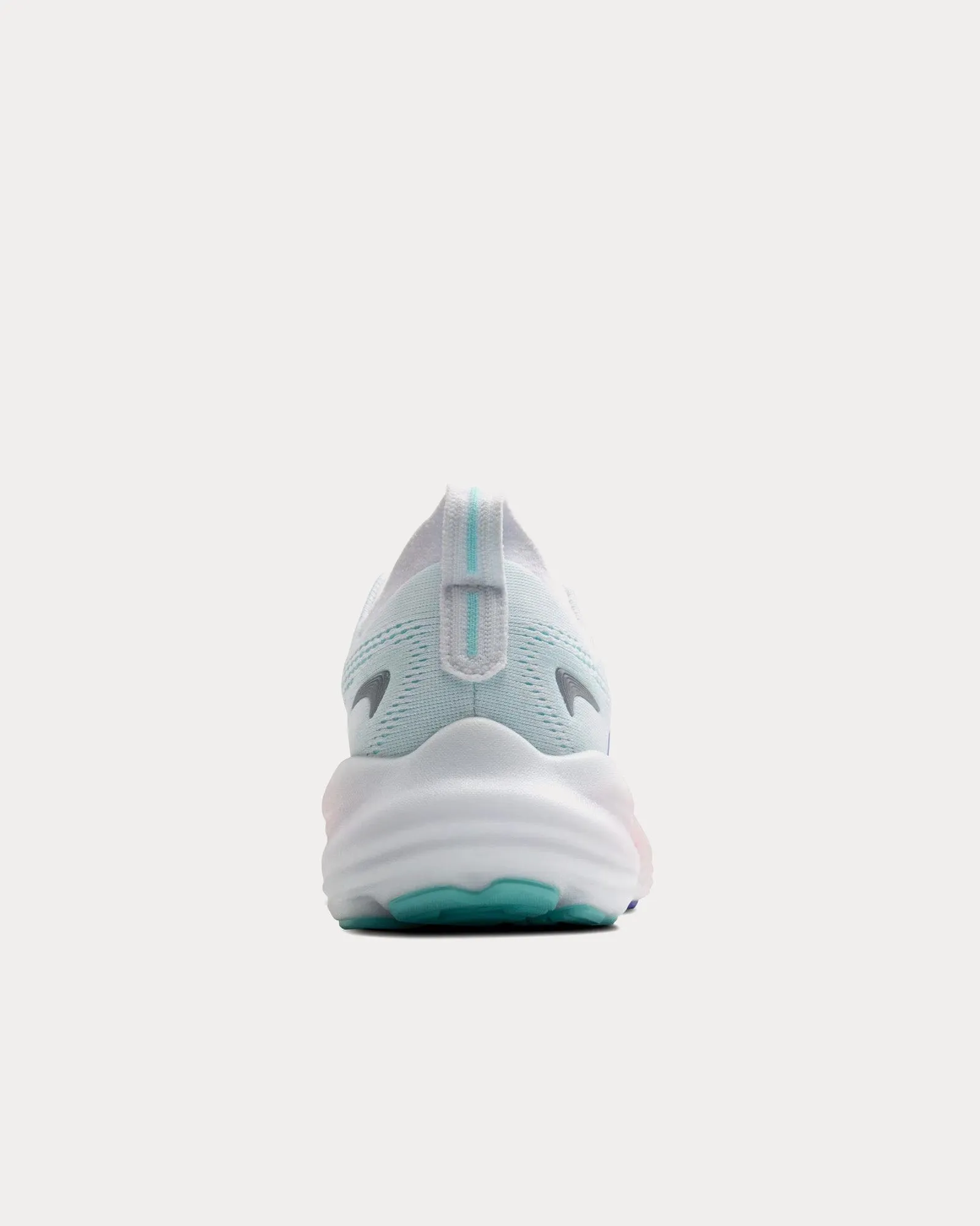 Glycerin 22 White / Limpet Shell / Amparo Blue Running Shoes