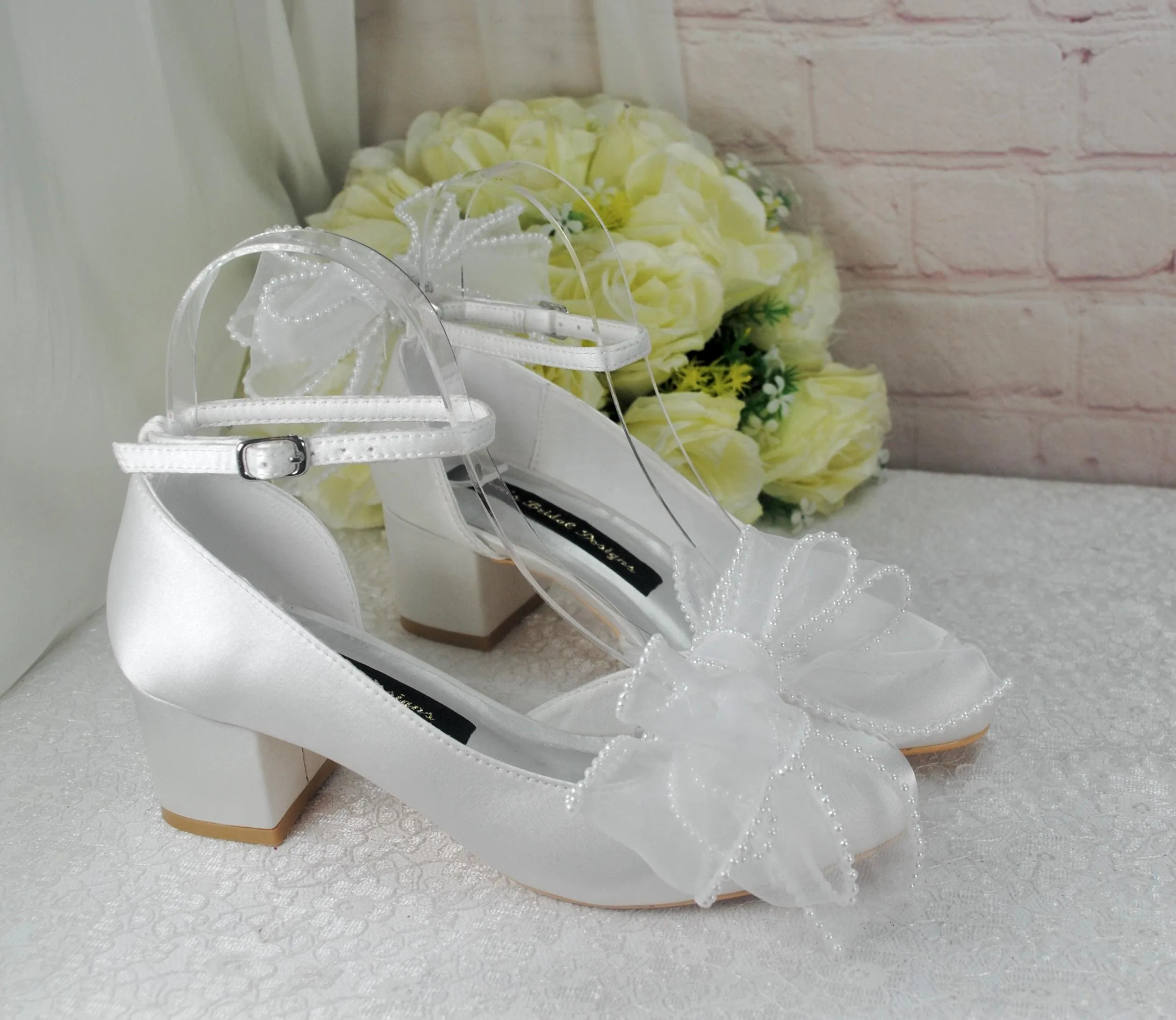 Harriet - Pearl Bow