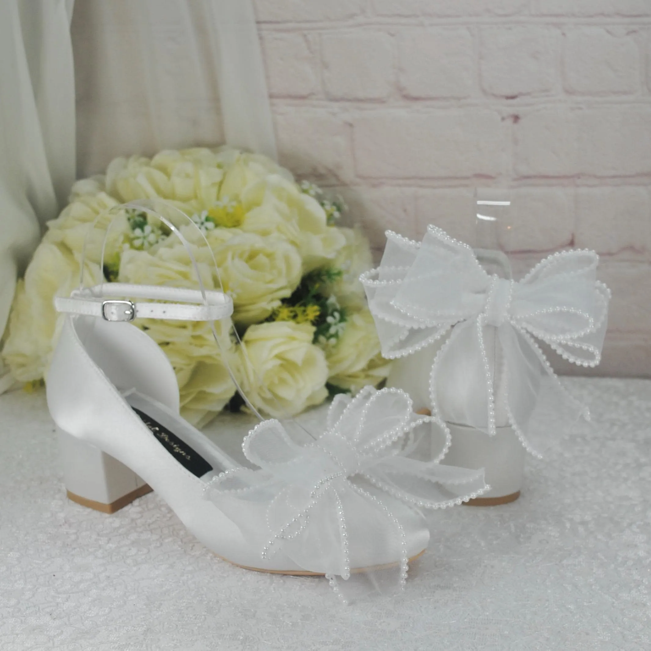 Harriet - Pearl Bow