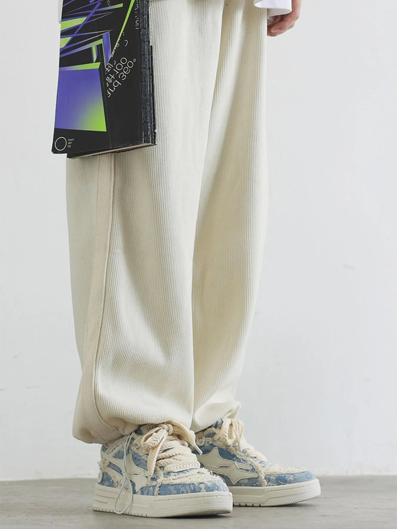 Kicksteria - Hundred High Street Board Shoes Couple Shoes