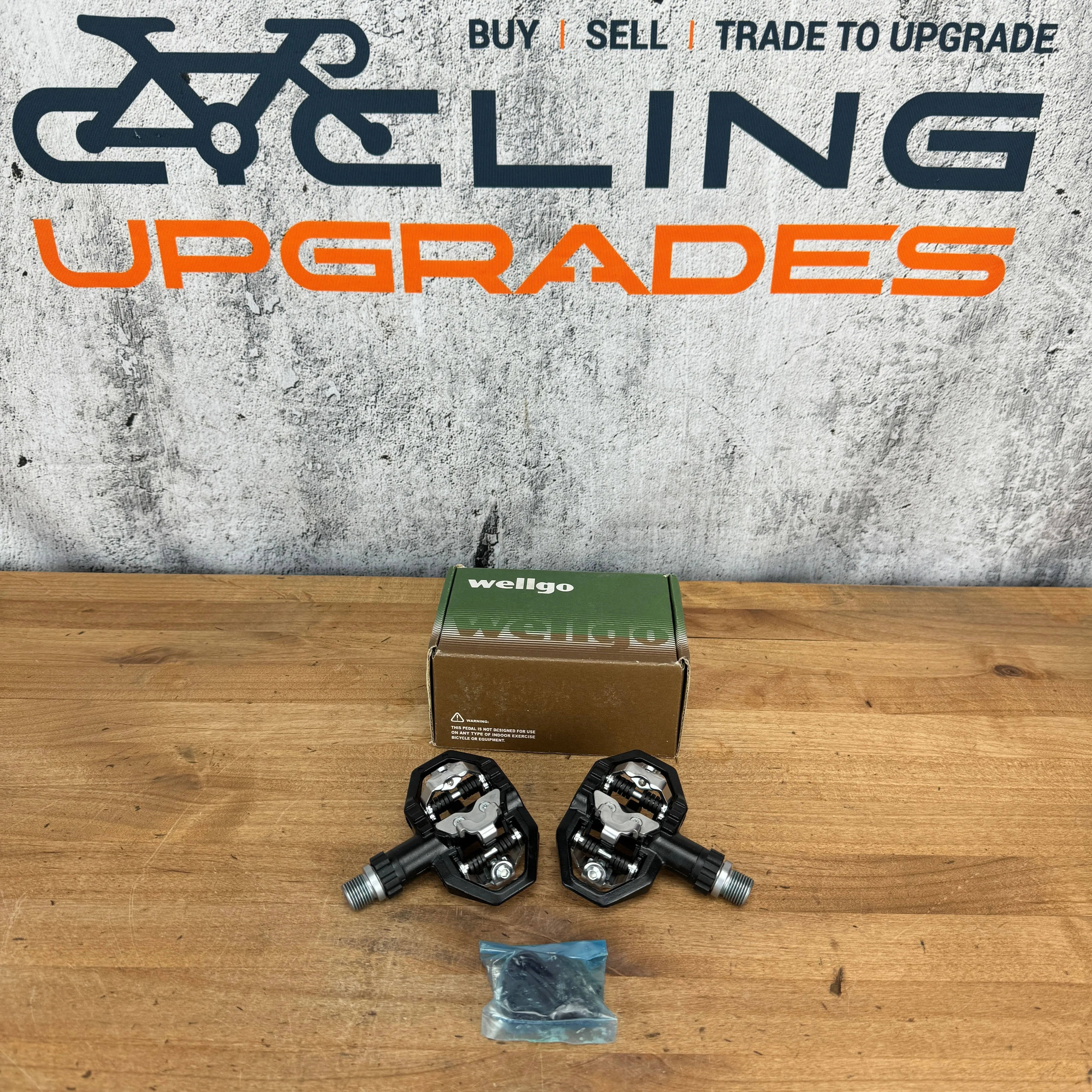 New! Wellgo M279 Recreational Steel Spindle SPD Clipless Bike Pedals 357g