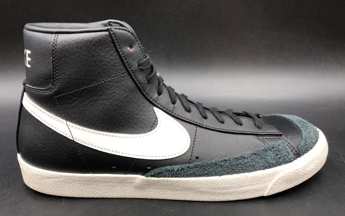 Nike Blazer Mid '77 Vintage Men's 'Black Sail' & White Sneakers - Sz 10.5 ( COA)