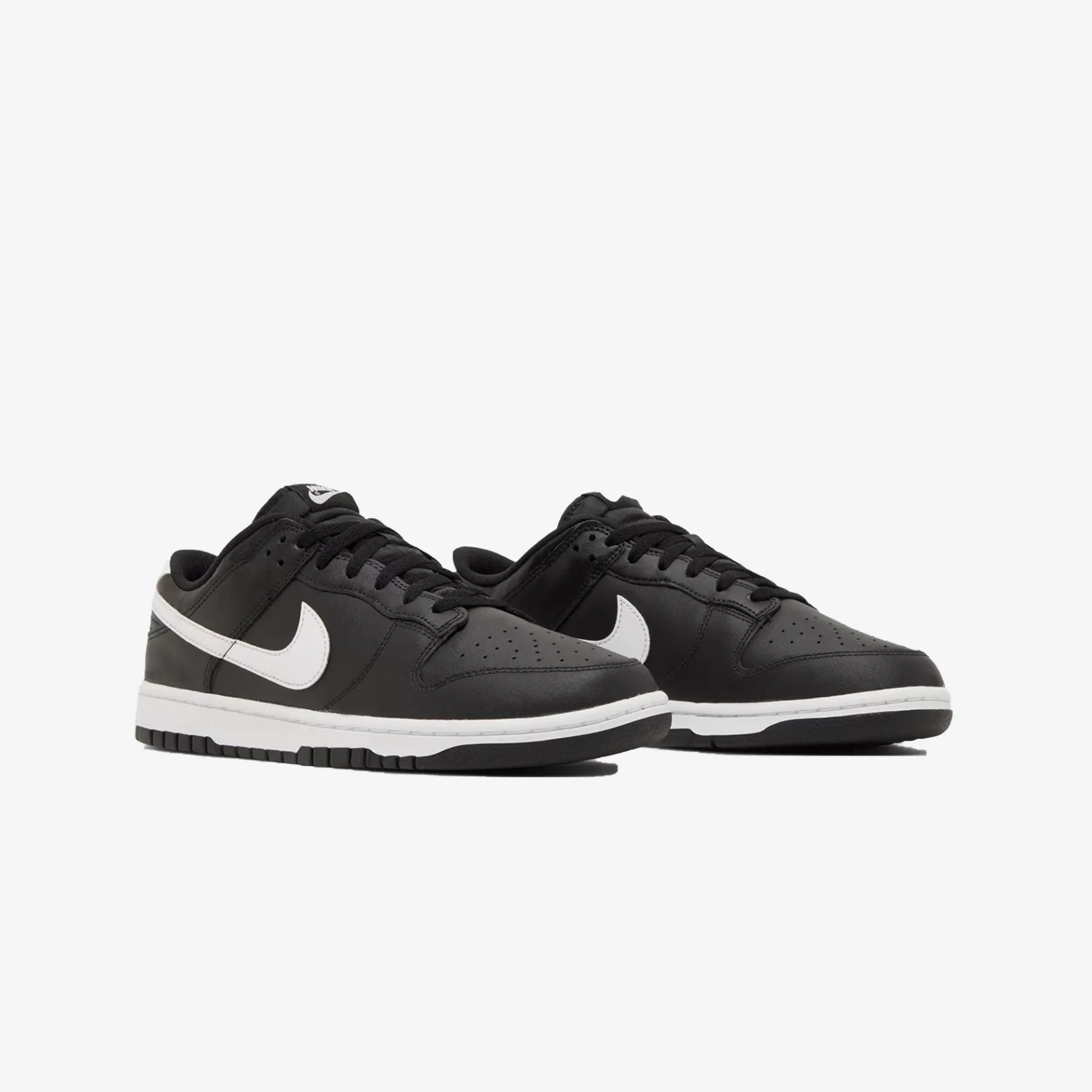 Nike | DUNK LOW RETRO  { BLACK