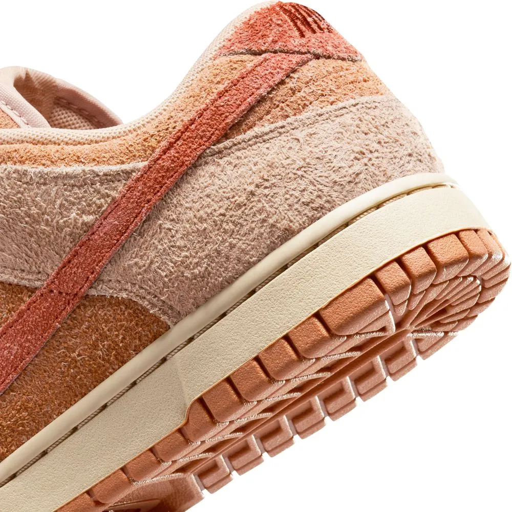 NIKE Dunk Low Women's Sneakers