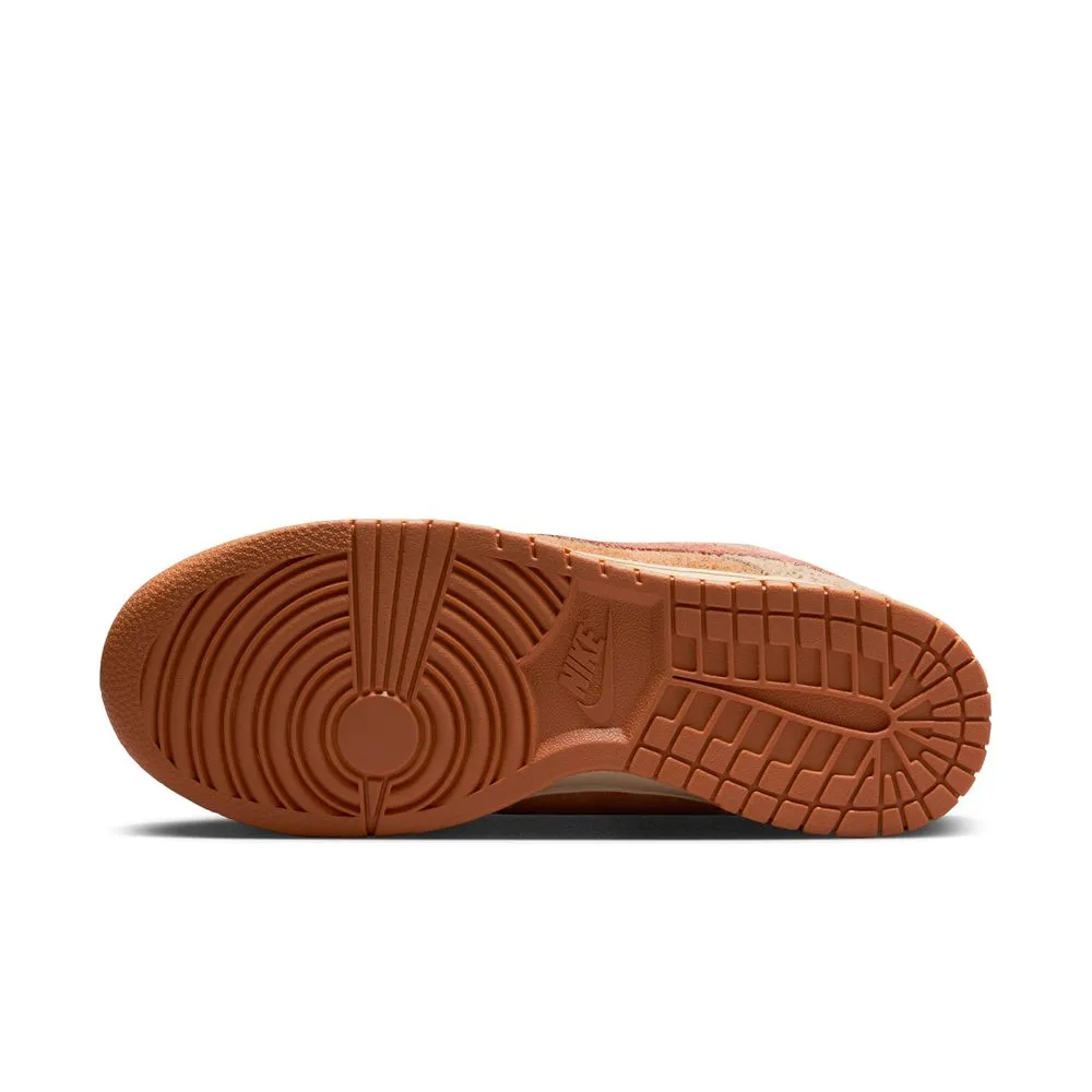 NIKE Dunk Low Women's Sneakers