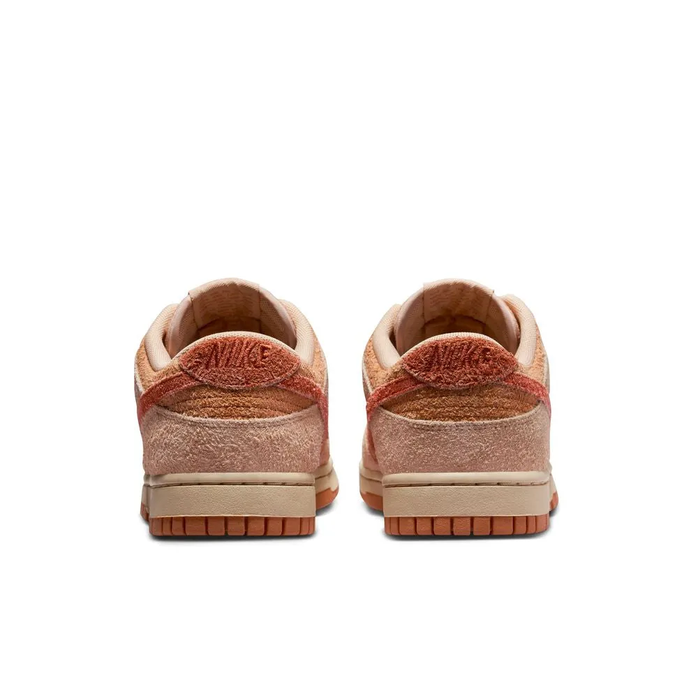 NIKE Dunk Low Women's Sneakers