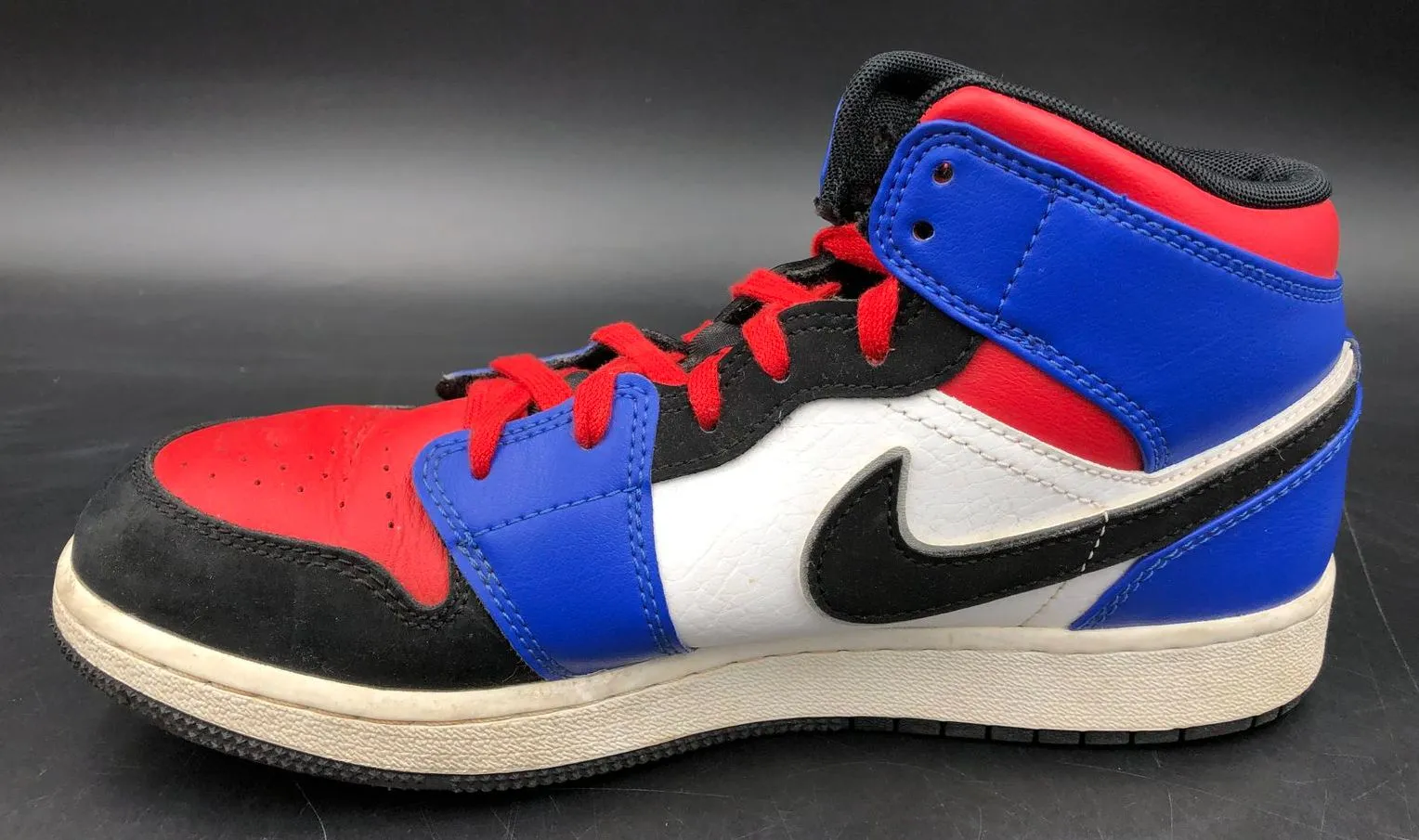 Nike Jordan 1 Retro Mid 'Top 3' White/Red/Blue/Black Sneakers - Size 6.5Y ( COA)