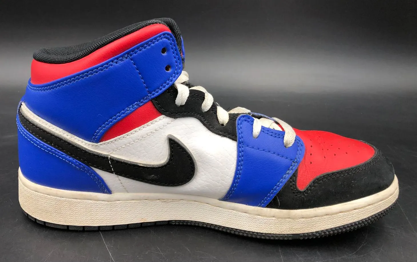 Nike Jordan 1 Retro Mid 'Top 3' White/Red/Blue/Black Sneakers - Size 6.5Y ( COA)