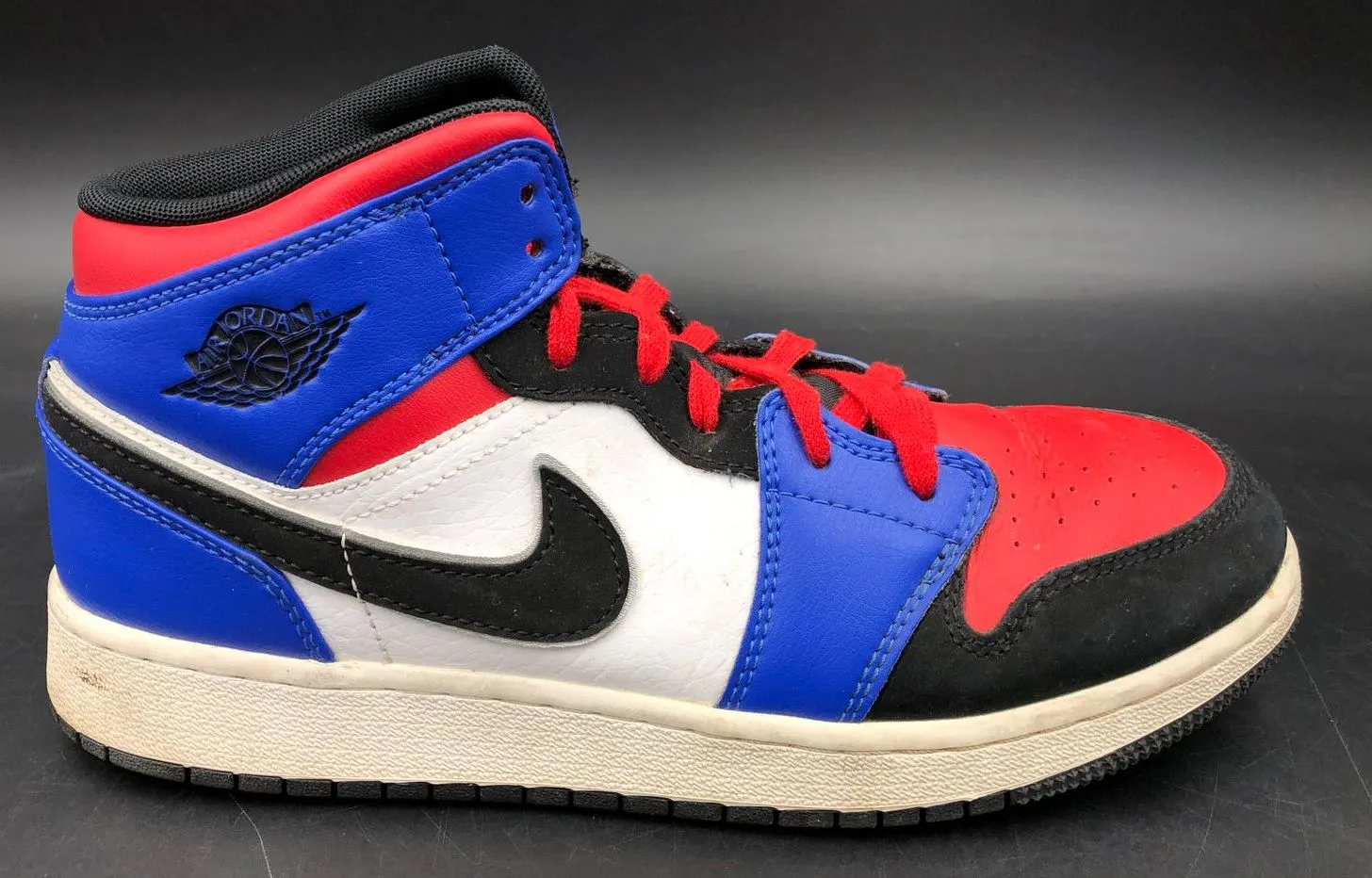 Nike Jordan 1 Retro Mid 'Top 3' White/Red/Blue/Black Sneakers - Size 6.5Y ( COA)