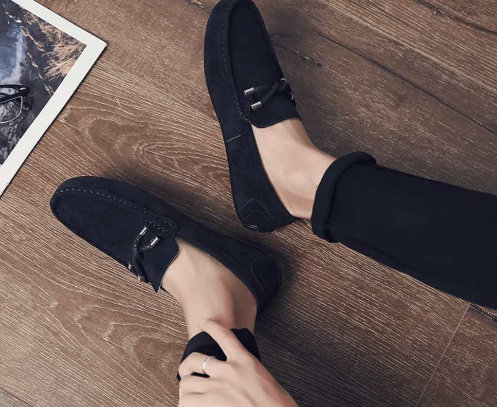 One-legged slippery lazy shoes