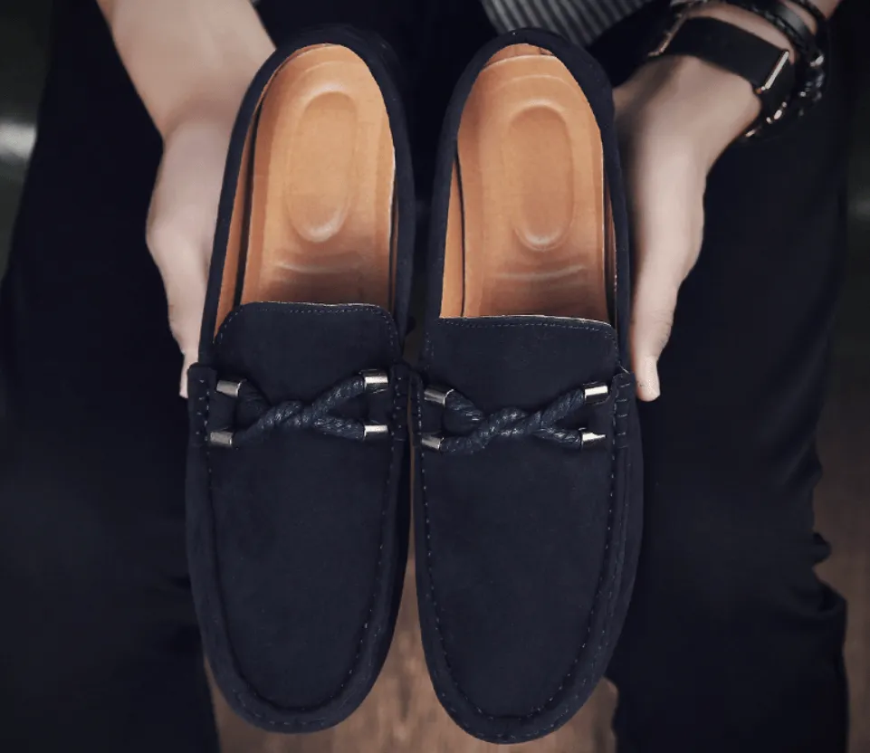 One-legged slippery lazy shoes